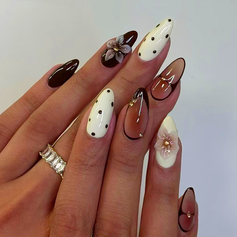 24 faux ongles amande prêts à  - Pressed Flower Art avis et prix